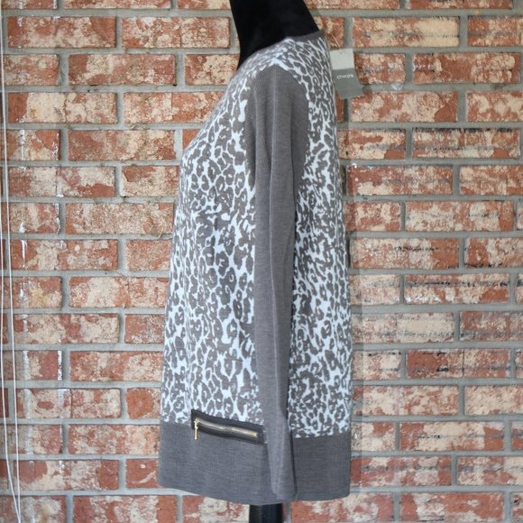 CHICO'S Sweater - Picture 4 of 7